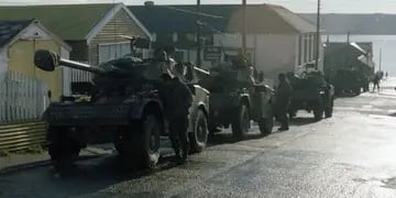 Un veterano de la Guerra de Malvinas recibió una encomienda con fotos de su paso por las Islas.