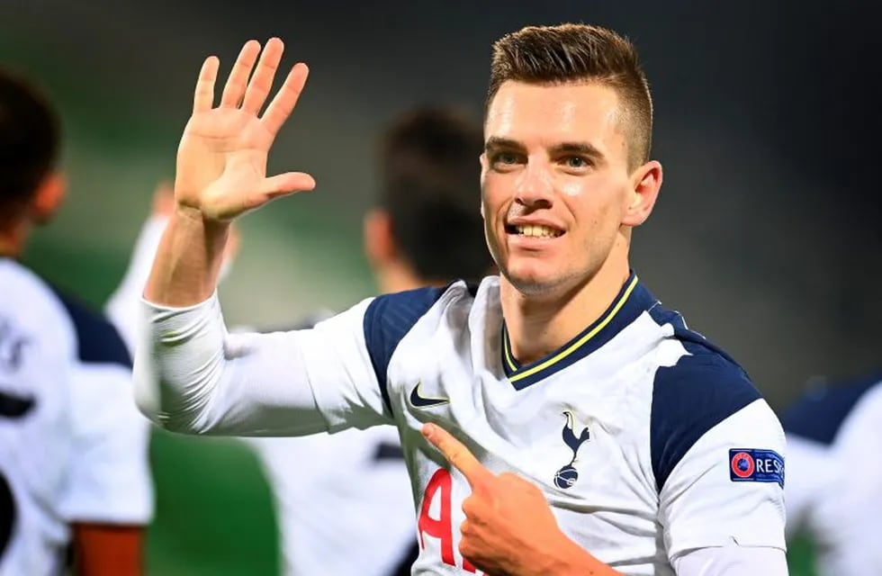 Razgrad (Bulgaria), 05/11/2020.- Tottenham's Giovani Lo Celso celebrates after scoring the 3-1 lead during the UEFA Europa League group J soccer match between Ludogorets Razgrad and Tottenham Hotspur in Razgrad, Bulgaria, 05 November 2020. EFE/EPA/Vassil Donev