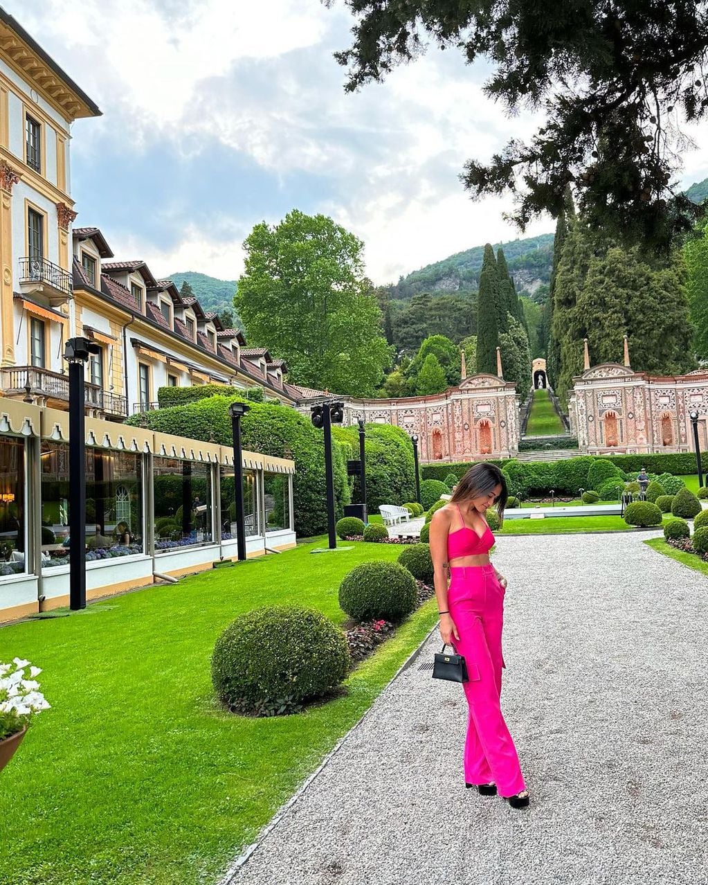 Antonela Roccuzzo visitó el Hotel Villa d'Este sobre el lago de Como, en el norte de Italia.