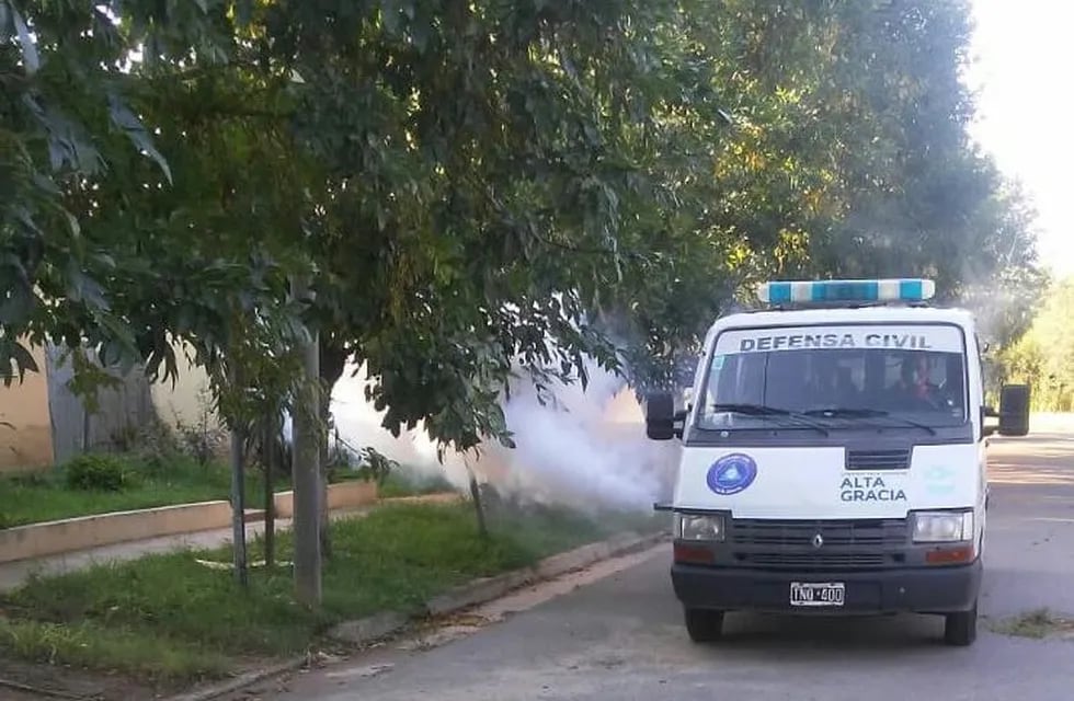 Refuerzan las fumigaciones contra el Dengue en los distintos barrios de Alta Gracia