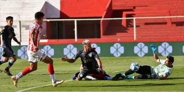 Unión cayó goleado ante Atlético Tucumán