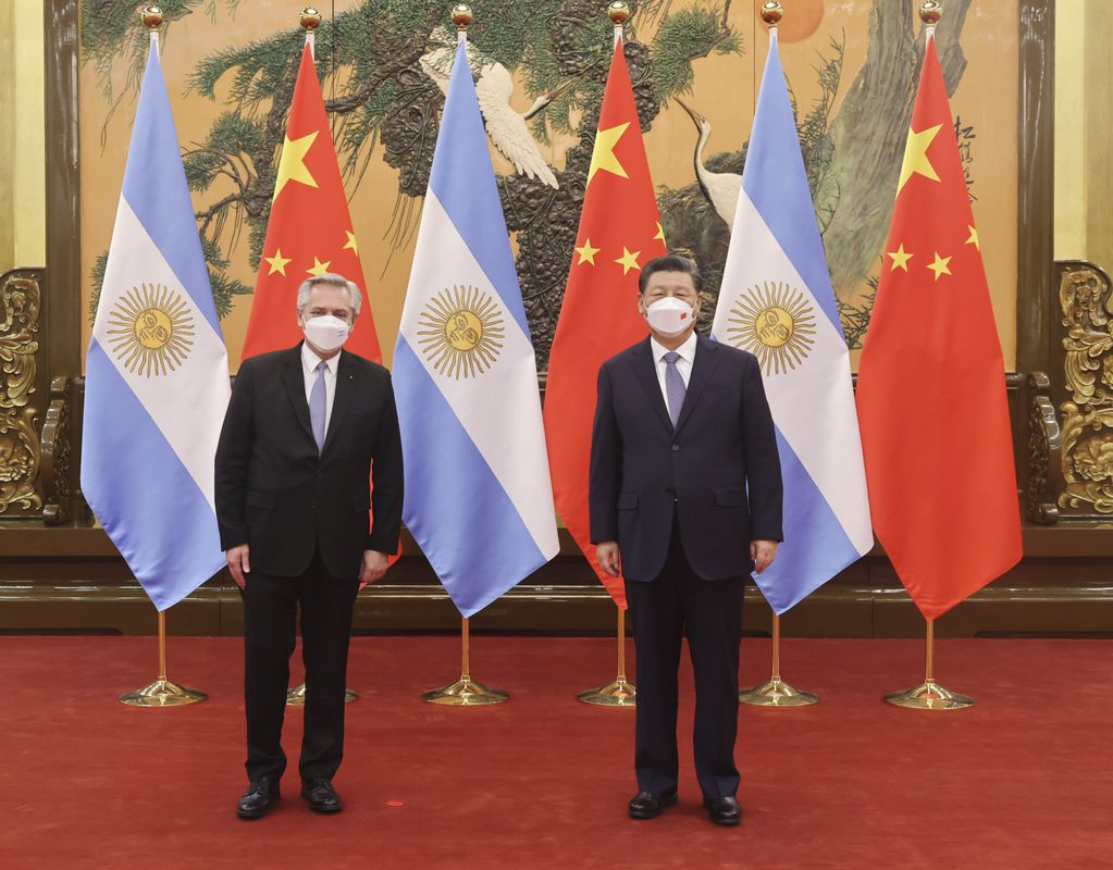 Alberto Fernández, junto al presidente de China, Xi Jinping.