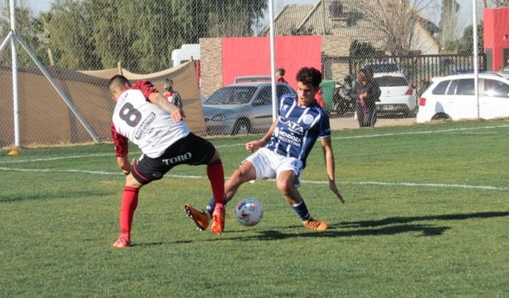 Godoy Cruz derrotó 4-3 a Fadep de visitante por la novena fecha de la liga Mendocina de Fútbol.