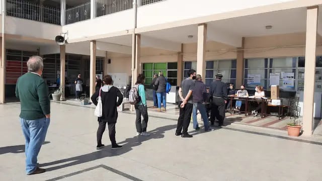 PASO 2021 en Pérez: finalizó el horario de votación tras las demoras del inicio