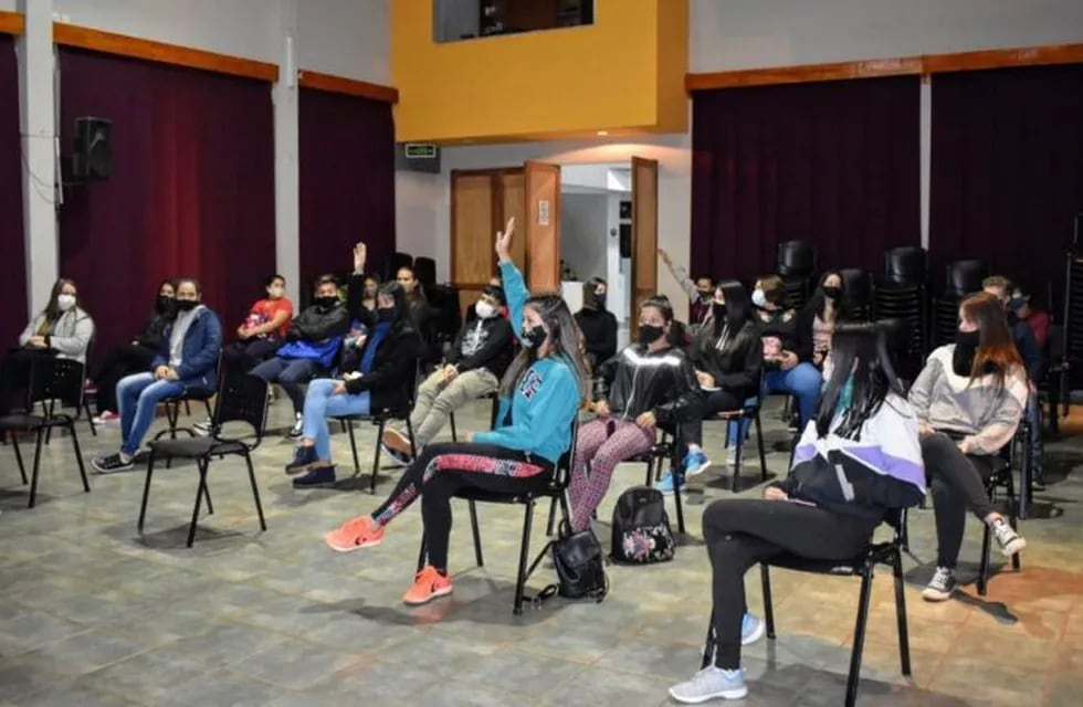 Montecarlo: se conformó la Asociación de Centros de Estudiantes de Montecarlo 2021. Misiones Online