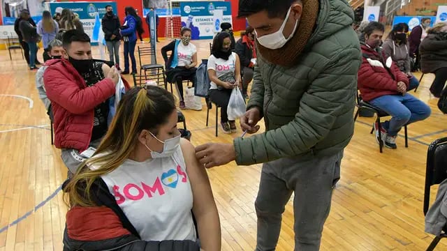 Campaña de vacunación en San Martín.