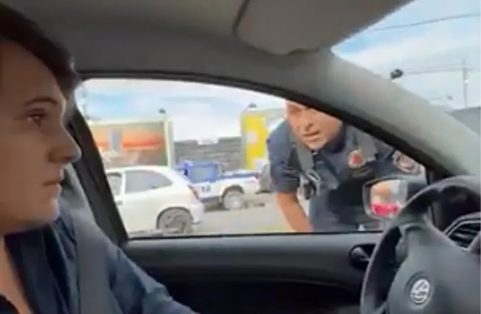 Lautaro Ordóñez, el joven que atropelló a dos policías en Córdoba (Captura de video).