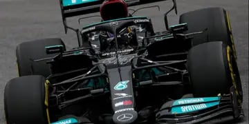 Hamilton penalizará cinco puestos para la carrera en Brasil