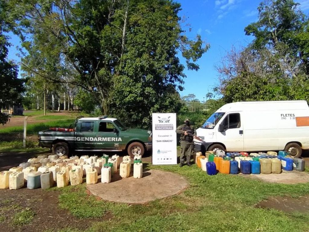 Secuestran combustible de contrabando en El Alcázar.