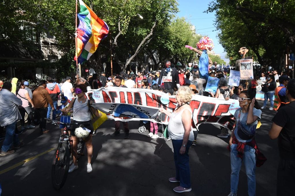 Protesta por el Agua en el Carrusel