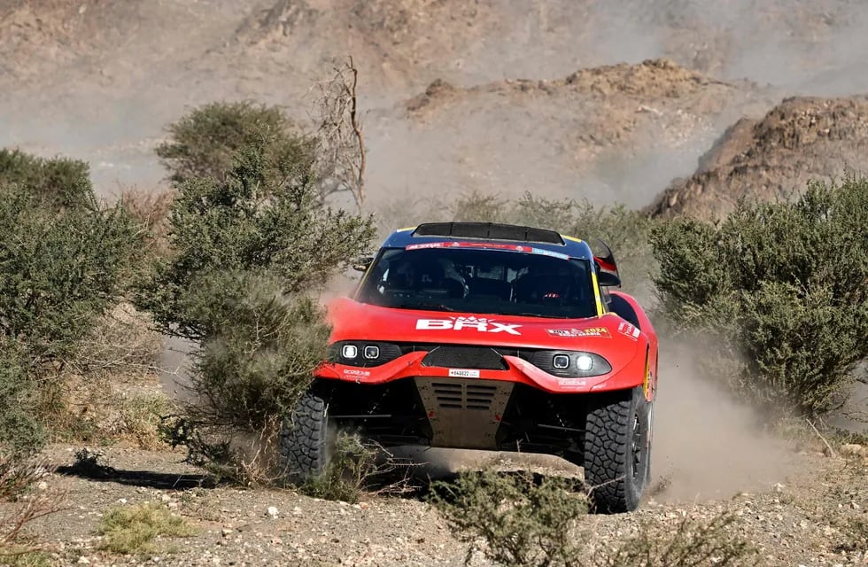 Loeb busca su primer triunfo en el Dakar.