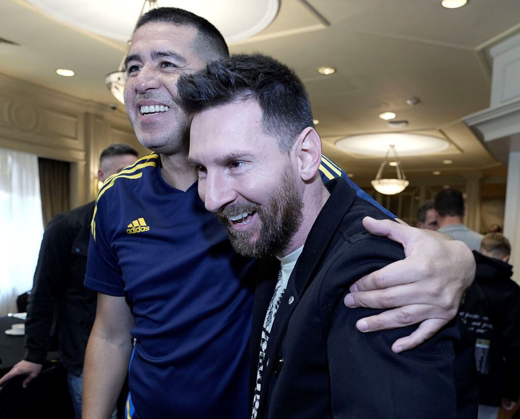 Lionel Messi llegó a La Bombonera para la despedida de Juan Román Riquelme / Prensa Boca.