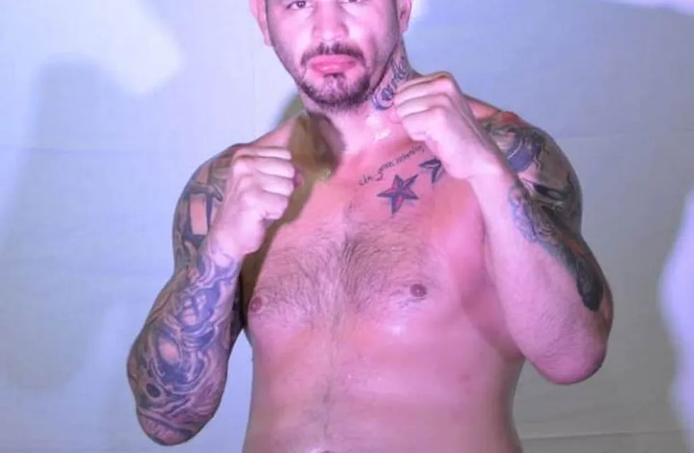 Carlos Leppez va por el título argentino de la MMA.