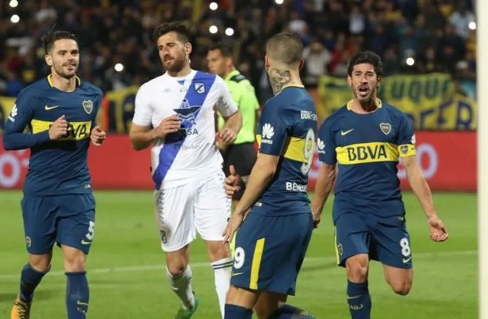 Con gol de Benedetto de penal, Boca superó 1-0 a Brown de Madryn y avanzó a octavos de final de la Copa Argentina.