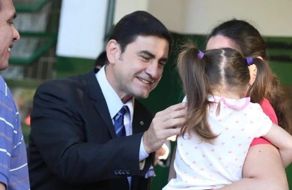 El intendente Martínez encabezó el acto en la escuela donde cursó sus primeros años.