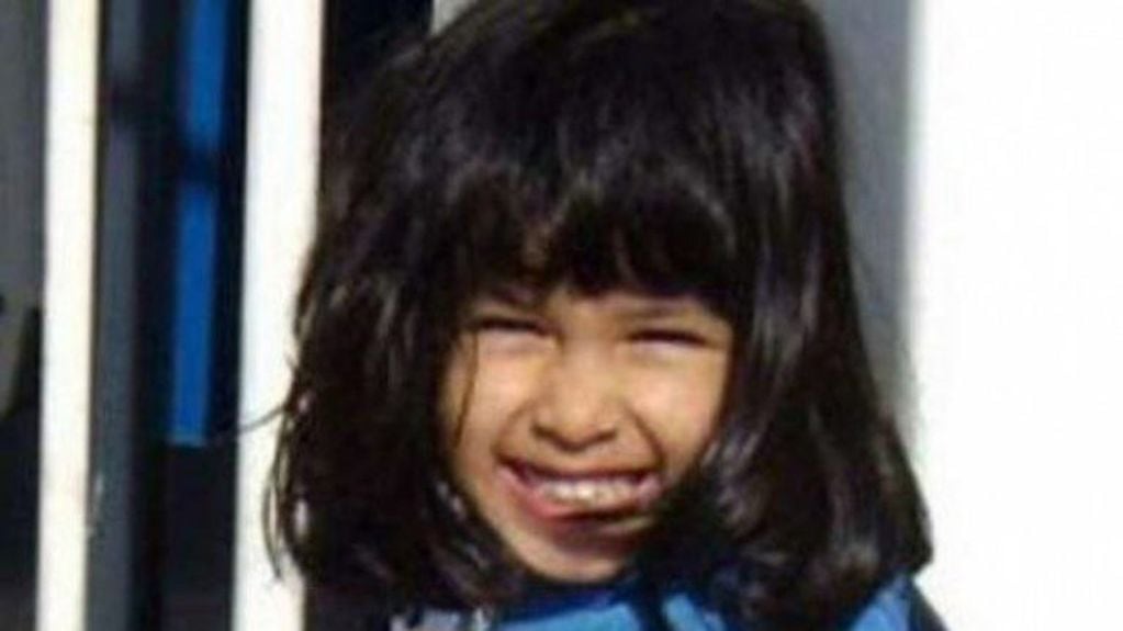 Fotografía original de Sofía Herrera antes de su desaparición.
