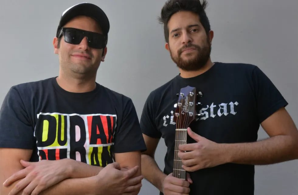 Matías Lescano y Daniel Tapia, integrantes de Planeador V, la banda cordobesa de tributo a Soda Stereo y Gustavo Cerati.