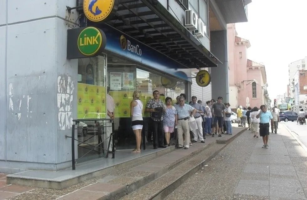 Cajeros Banco de Corrientes. (Web)