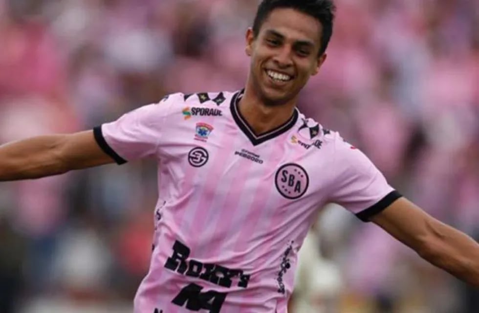 Ignacio Huguenet, delantero surgido en Newell's y que viene de jugar en Perú, será el último refuerzo de la Gloria.