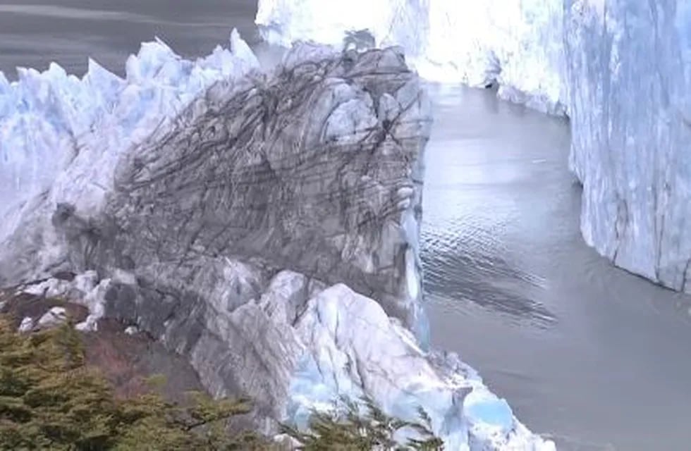 Se rompió el arco del glaciar Perito Moreno.