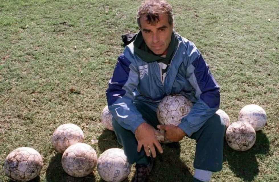 Murió Carlos Barisio, el arquero récord del fútbol argentino.