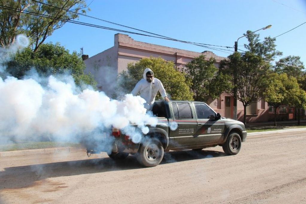 Fumigaciones contra el Dengue en Arroyito, La Curva y El Fuertecito