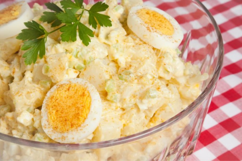 Ensalada de papa y huevo