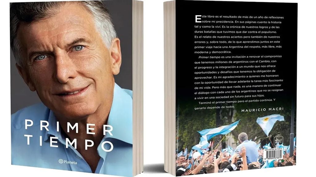 El ejemplar consta de 300 páginas en las que Macri habla de su gestión.