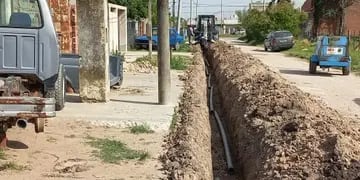Barrio Solidaridad: comenzaron los trabajos para la instalación del agua potable