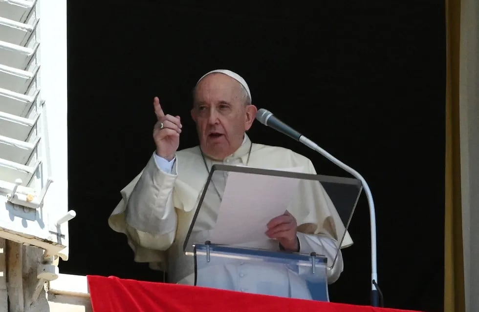 El Papa pidió por un salario universal y la reducción de la jornada laboral (Vincenzo PINTO / AFP).
