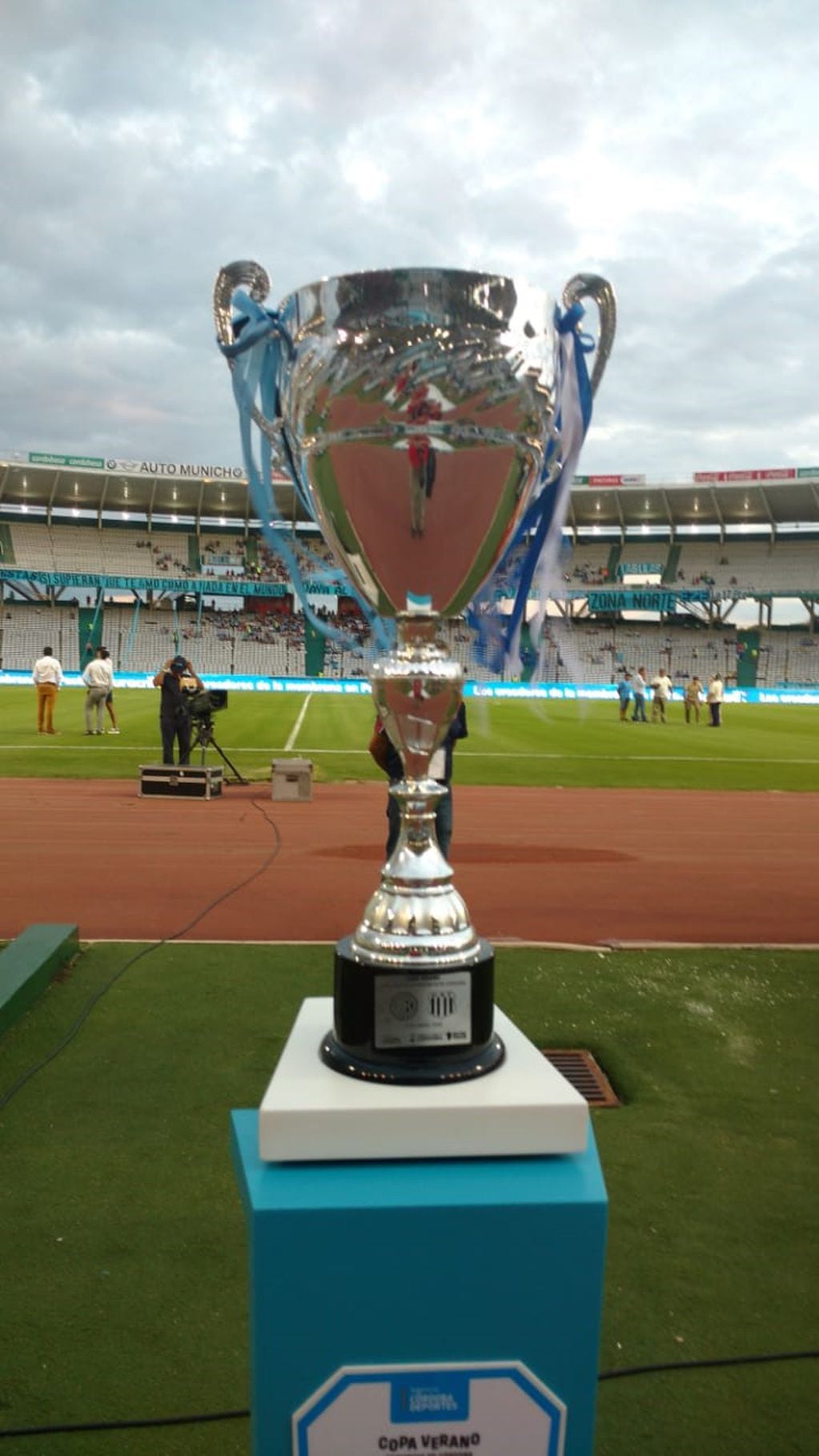 Talleres-Belgrano y la Copa que estará en juego en el Clásico.