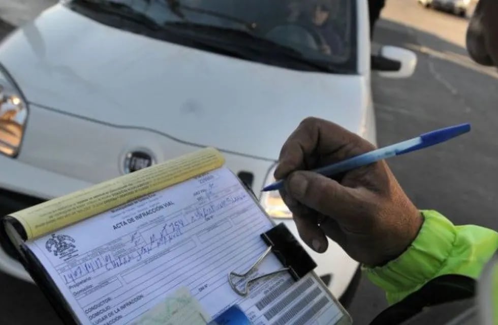 En Mendoza, el 25% de las multas viales son por mal estacionamiento.