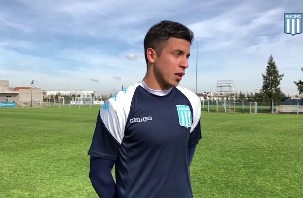 El juvenil de Racing Club, una apuesta de Teté para reforzar la delantera de la Gloria.