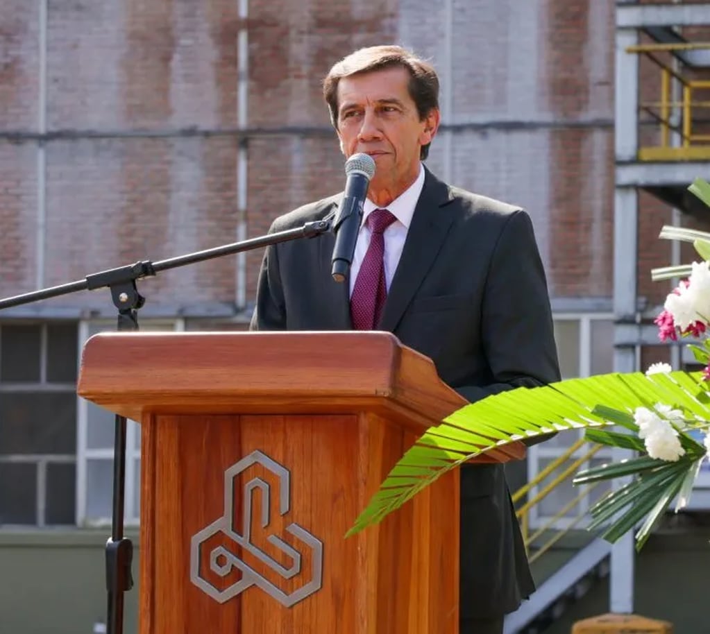 En el acto desarrollado este miércoles en el complejo agroindustrial, el ministro de Hacienda y Finanzas de Jujuy, Carlos Sadir felicitó al grupo Ledesma por un nuevo inicio de zafra.