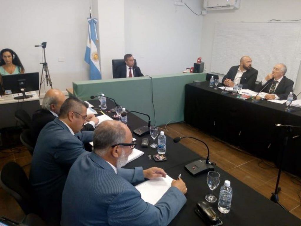 Audiencias públicas contra Federico Verdau, Diego Lüthers y Jordan Salinas acusado de haber prestado su nombre para contratar a la empresa de Dahur. (Foto: ADN Sur).