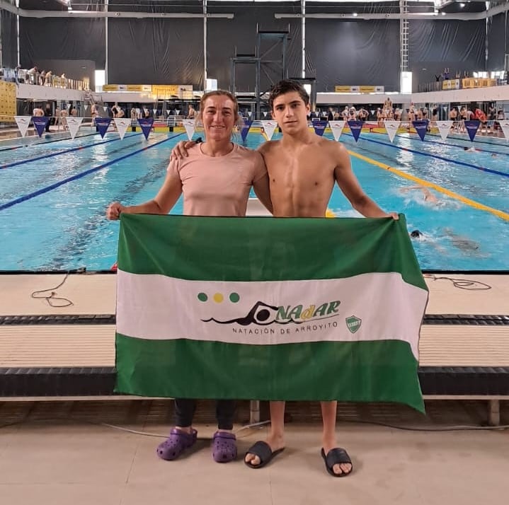 Maximiliano Meubry y Paola Beigveder natación Cultural Arroyito