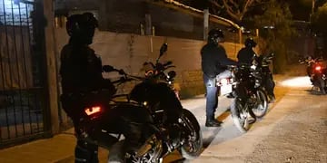 Policía de Mendoza de noche