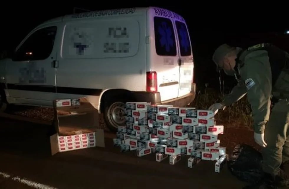 Aristóbulo del Valle: detuvieron una ambulancia que transportaba mil paquetes ilegales de cigarrillos