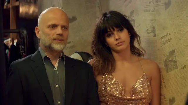 Natalie Pérez y Sebastián Wainraich protagonizan "Casi Feliz" de Netflix. Foto: Gentileza netflix