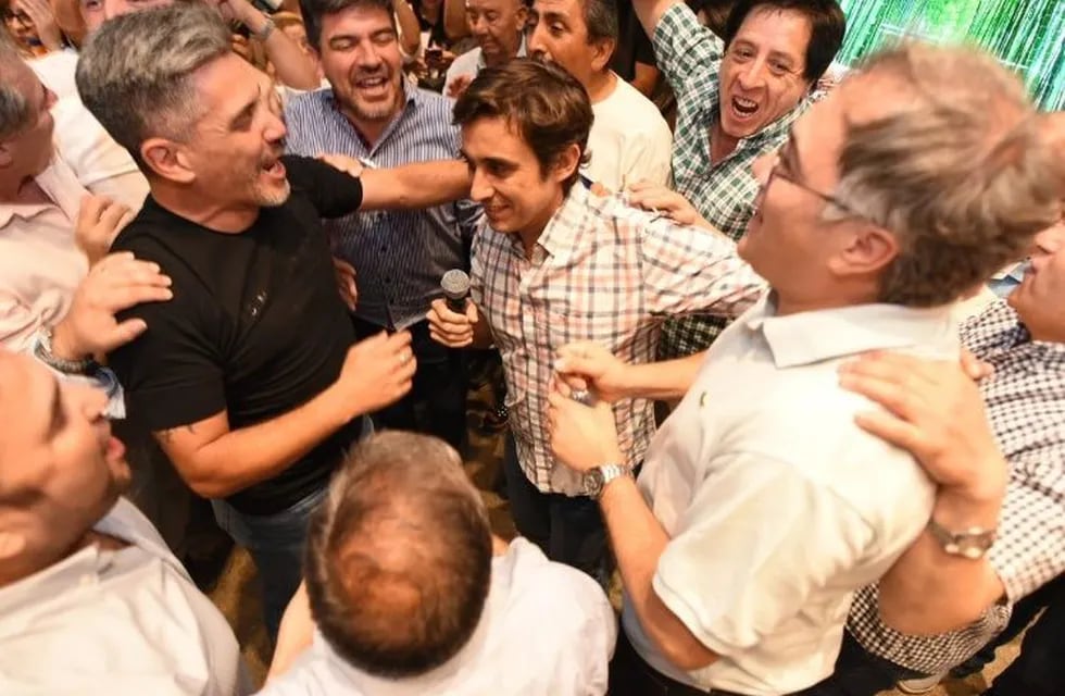 Martín superó por más de diez mil votos a Delgado, quien derrotó a Godoy en la interna del Frente Todos.