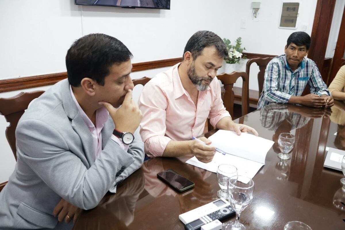 Gobierno y Comunidad Quilmes sellan un nuevo consenso por la obra de la Ruta 357 thumbnail