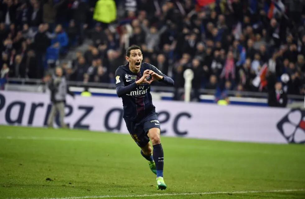 Paris Saint-Germain's Argentinian forward Angel Di Maria celebrate after scoring a goal during the French League Cup final football match between Paris Saint-Germain (PSG) and Monaco (ASM) on April 1, 2017, at the Parc Olympique Lyonnais stadium in Decine