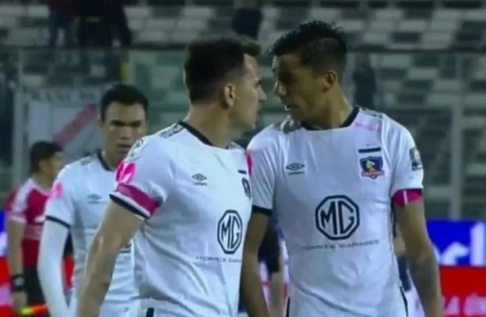 Pablo Mouche protagonizó un fuerte cruce con un compañero de Colo-Colo