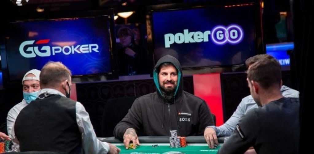Papo llegó a la final de un reconocido torneo de poker y ya se aseguró un millón de dólares.