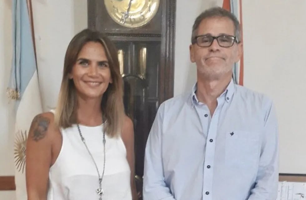 La diputada Amalia Granata estuvo reunida con el ministro de Gobierno, Esteban Borgonovo. (Prensa Granata)