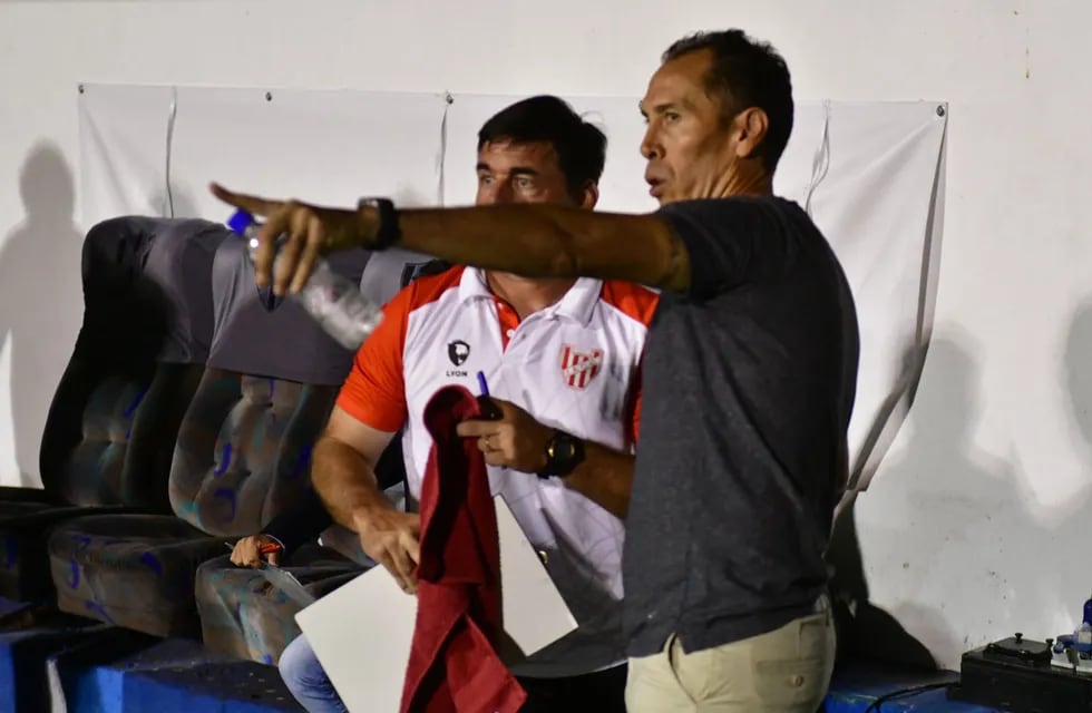 Lucas Bovaglio metería cambios en Instituto para enfrentar el viernes a Quilmes (Federico López Claro).
