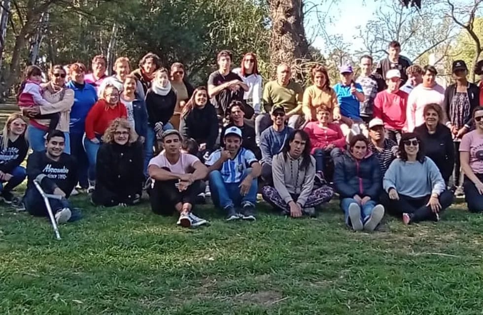 Casa Taller festejó la primavera en el Parque Cabañas de Tres Arroyos