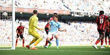 El Manchester City, con la entrada de Julián Álvarez, goleó 4-0 al Bournemouth en la Premier