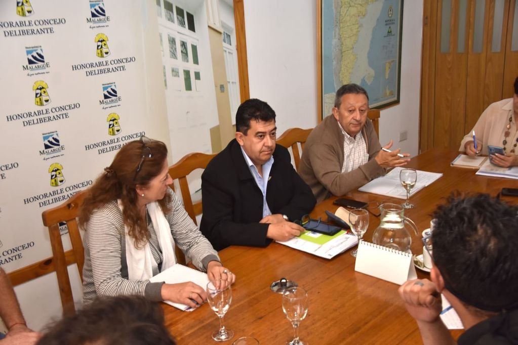 Celso Jaque brindó una conferencia de prensa para comunicar diferentes puntos del municipio