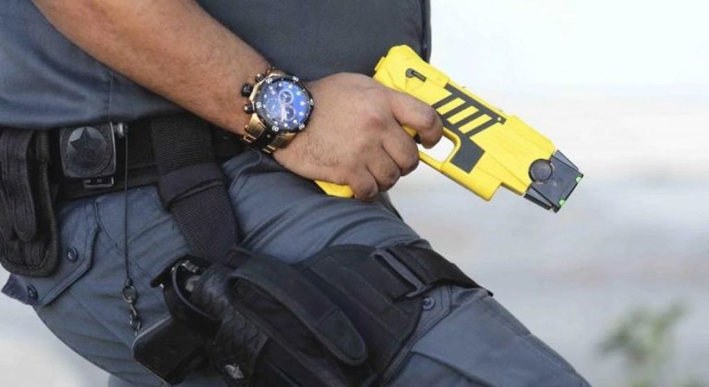 El Gobierno anterior reglamentó el uso de las pistolas eléctricas Taser para las fuerzas de seguridad (Foto: Imagen ilustrativa)